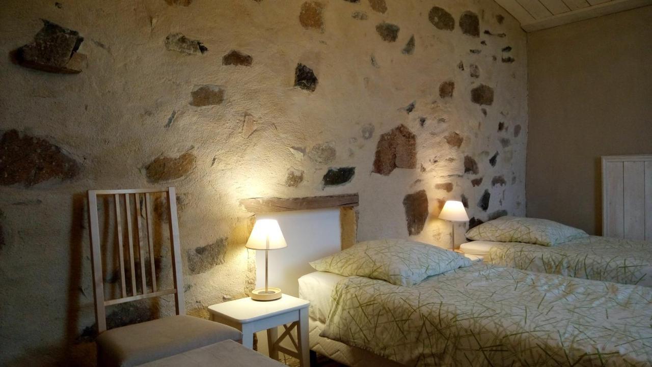 La Pierre Folle Chambres D'Hotes クリュニー エクステリア 写真