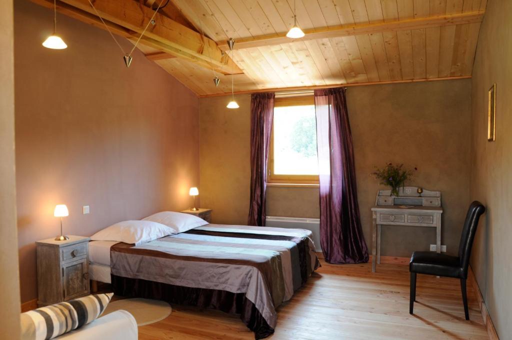 La Pierre Folle Chambres D'Hotes クリュニー 部屋 写真